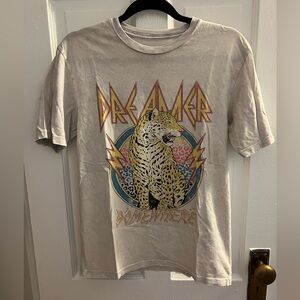 *boutique* Lotus Fashion ‘Dreamer Somewhere’ leopard tshirt, size S
